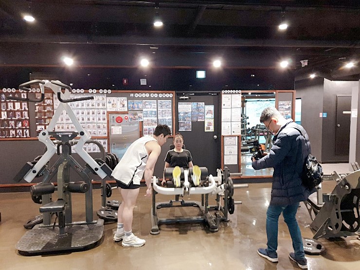 /user/s/stronggym/editor/1905/de0c15cc4b1e66c4f5b76dd25b902519_1558935035_0519.jpg 이미지크게보기